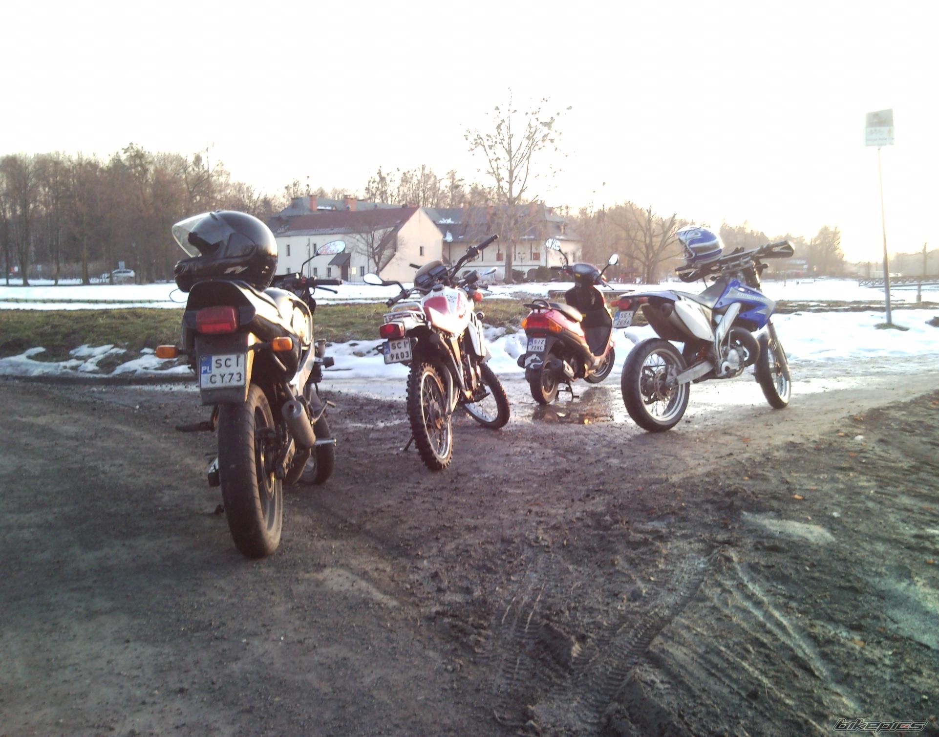 Photo 1912798