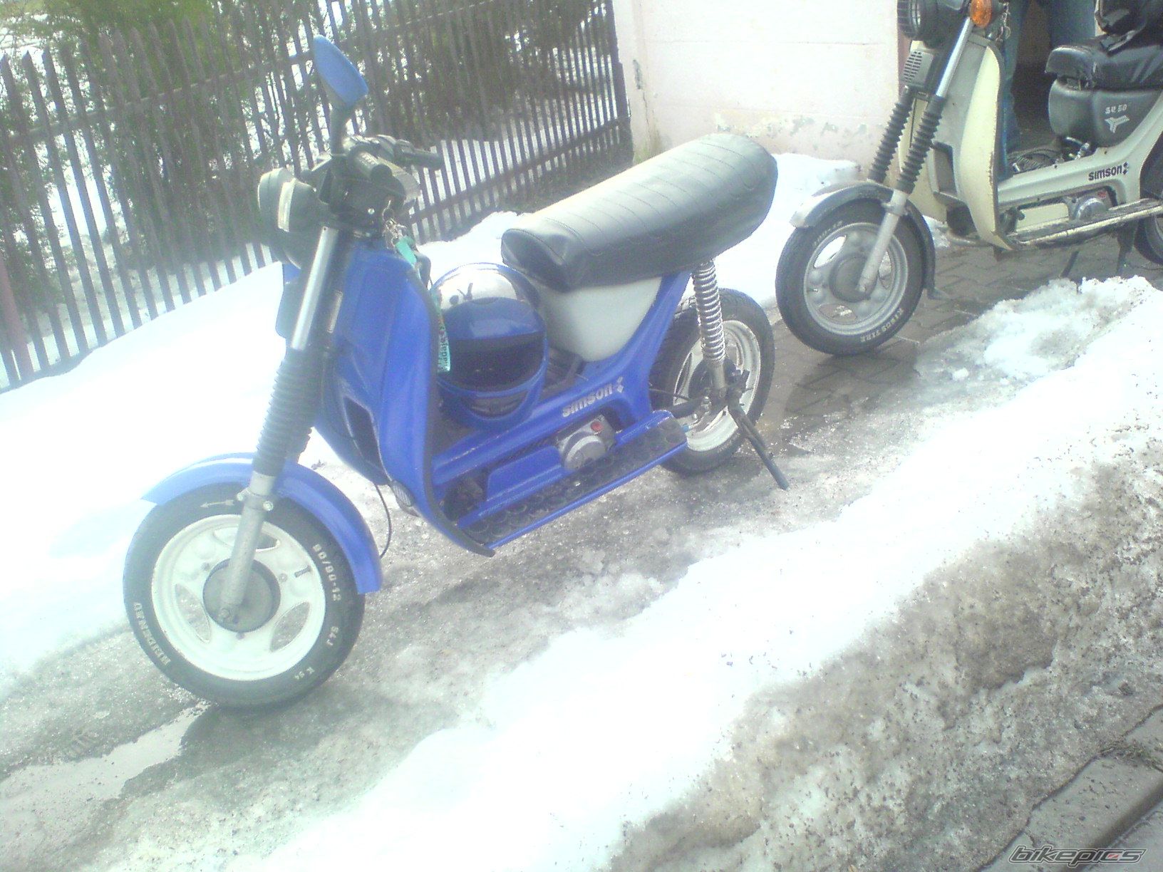 Photo 1912867