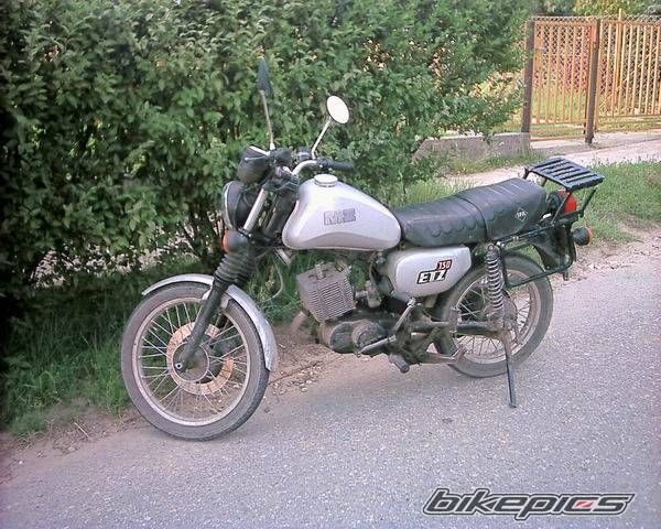 Photo 1912952