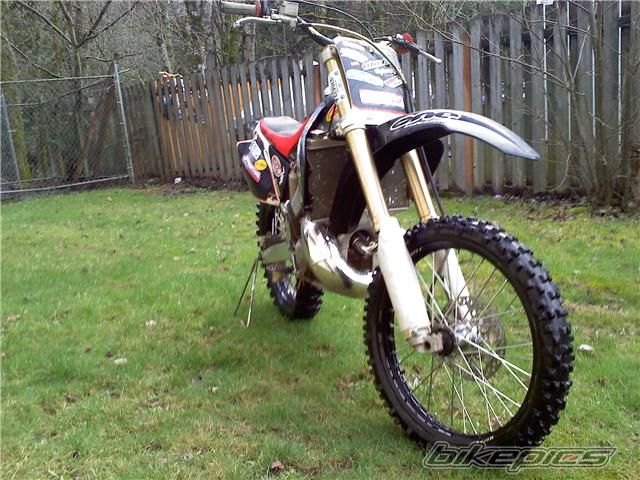 Photo 1912992