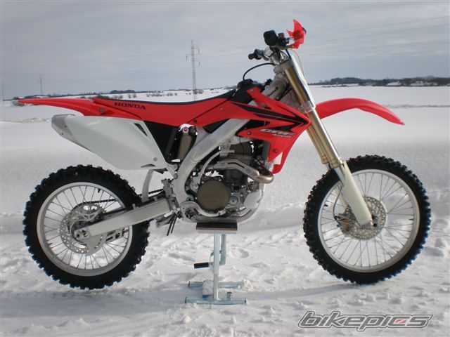 Photo 1913121