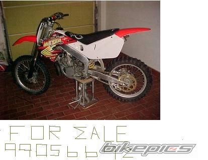Photo 1913420