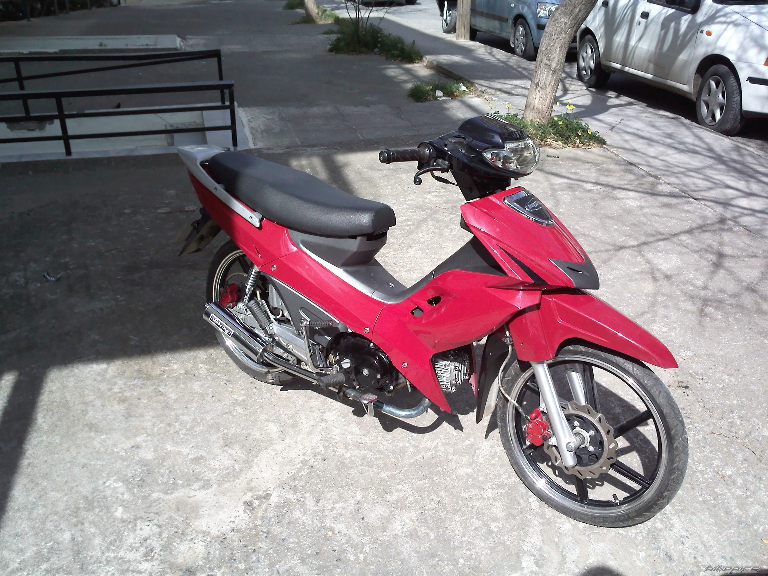 Photo 1913437