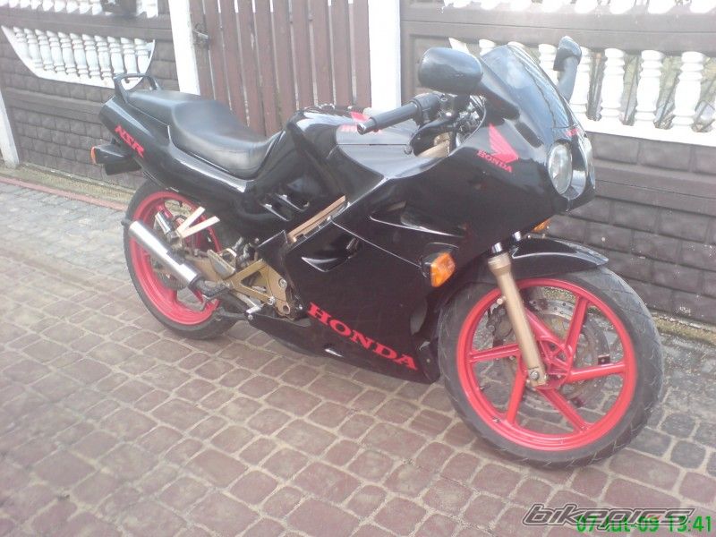 Photo 1913535