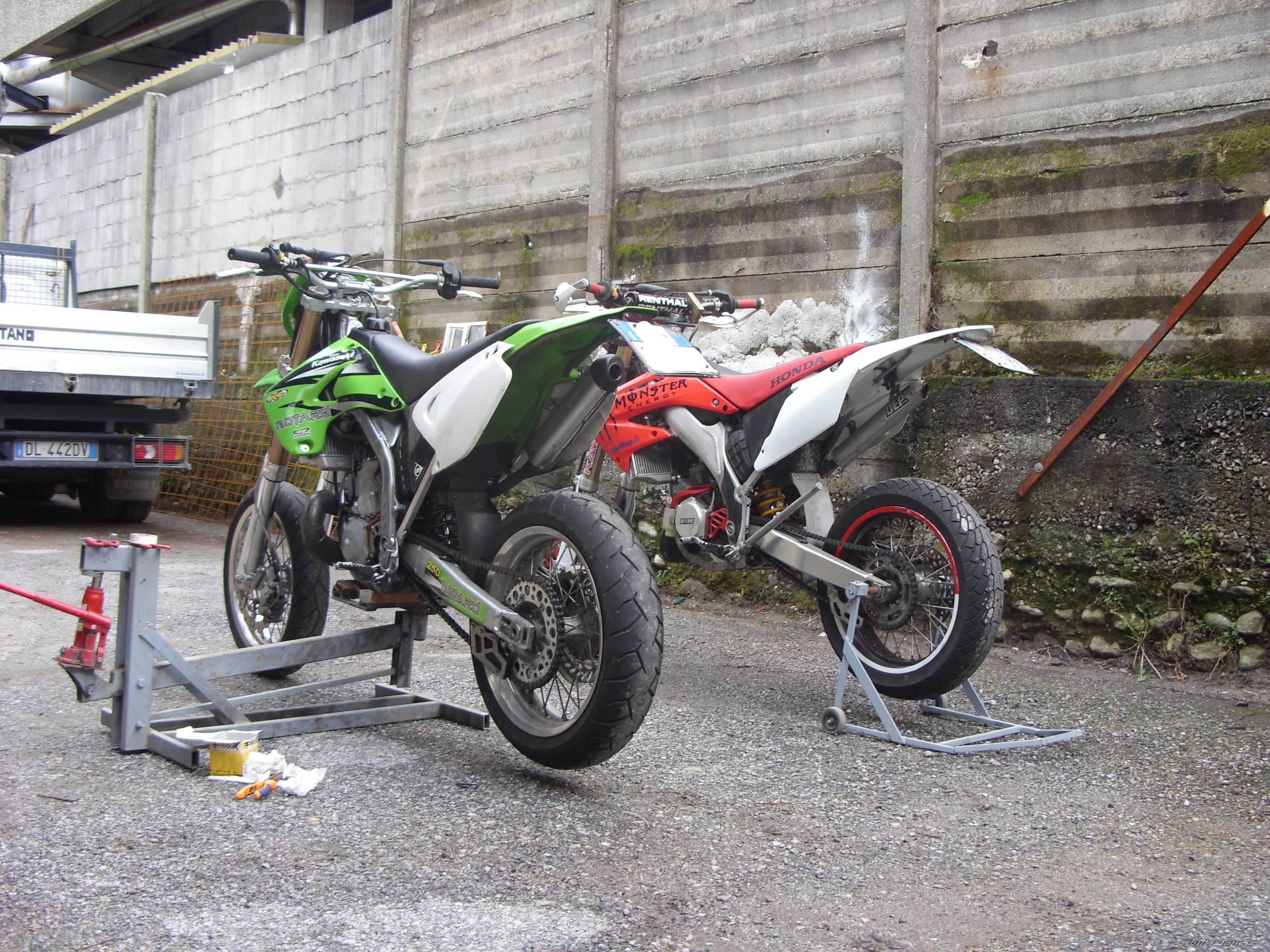 Photo 1913792