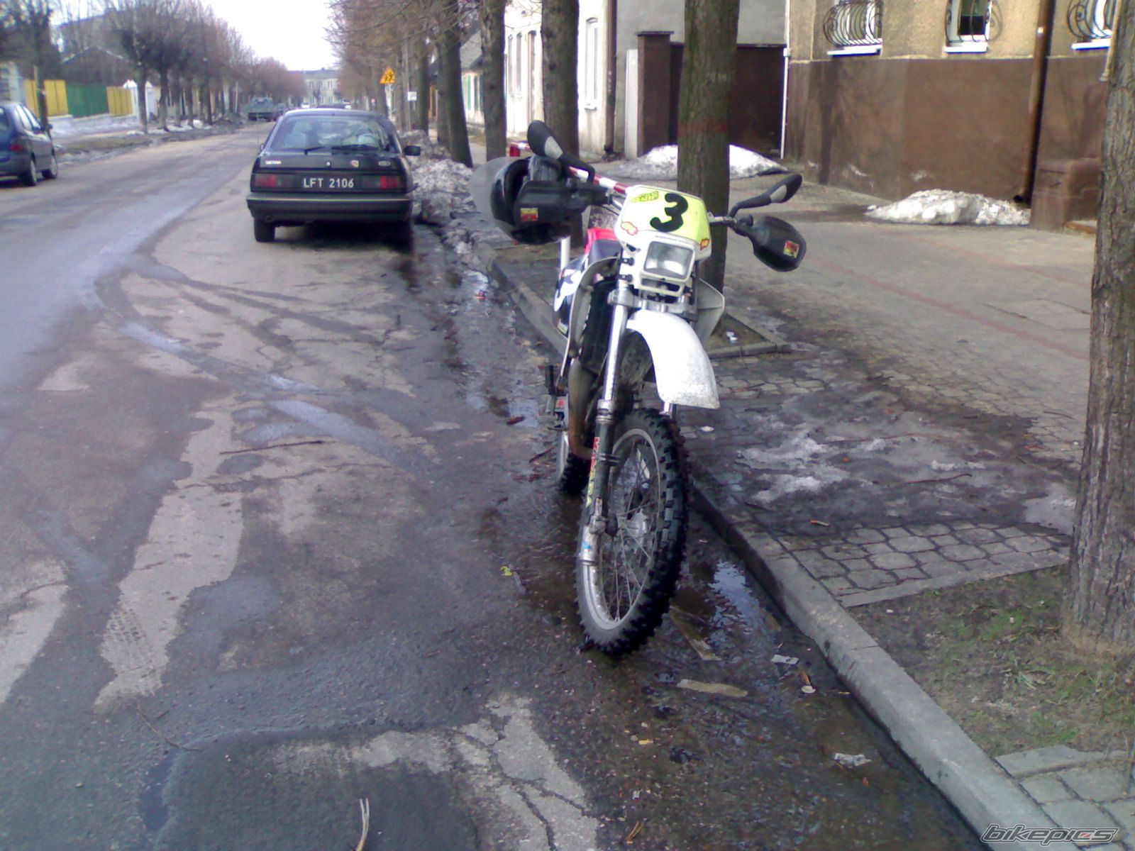 Photo 1913894