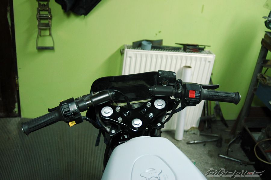 Photo 1914084