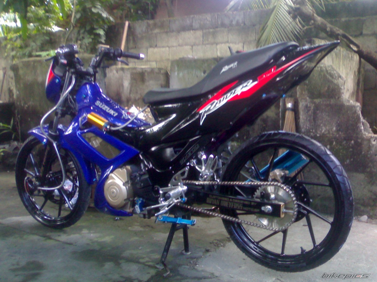 Photo 1914156