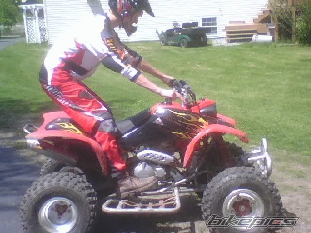 Photo 1914216