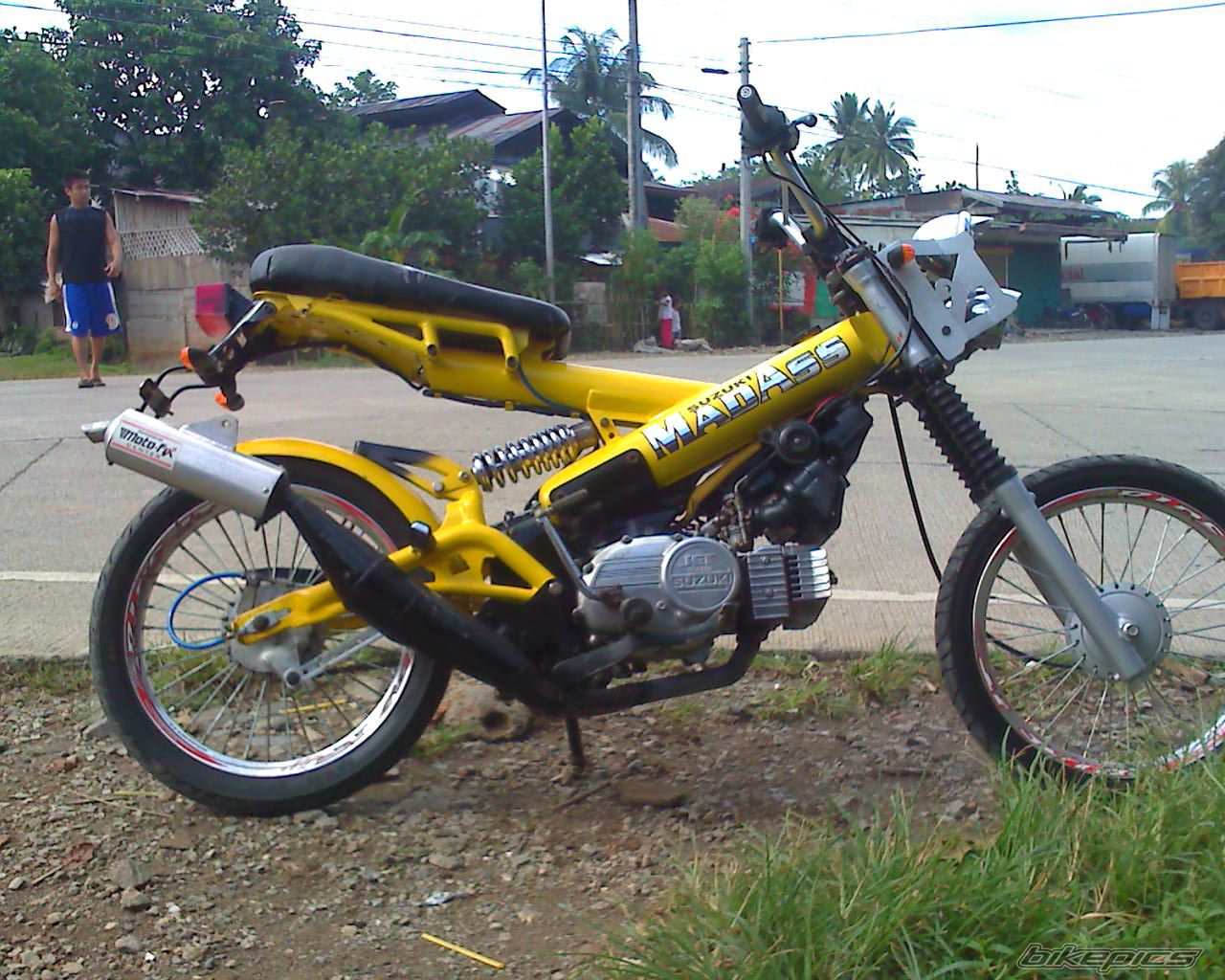 Photo 1914356