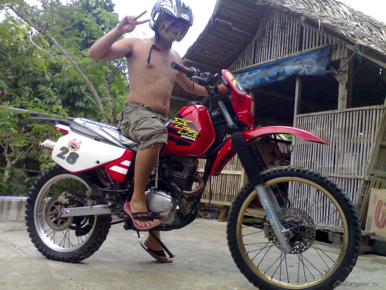 Photo 1914359
