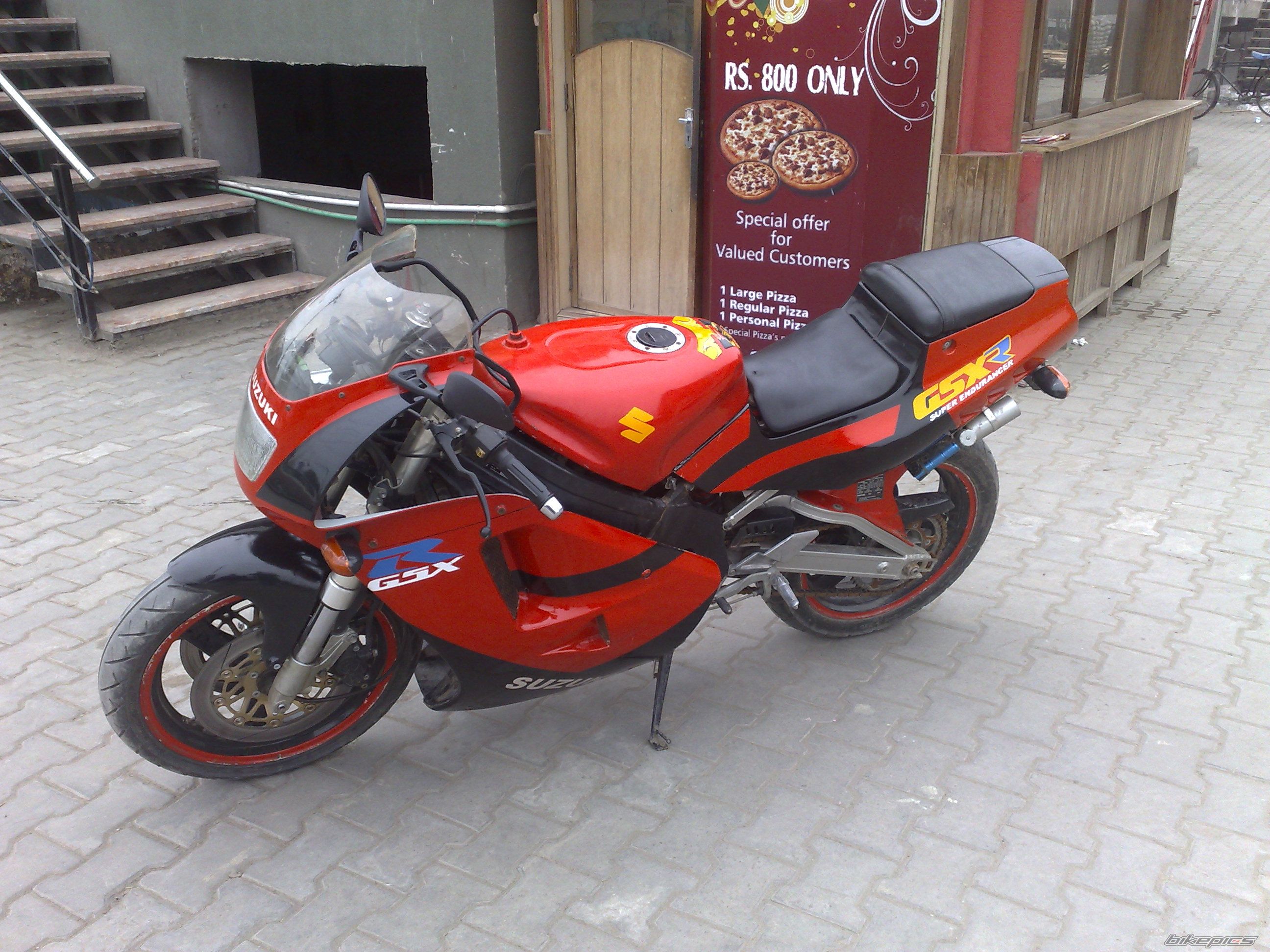 Photo 1914435