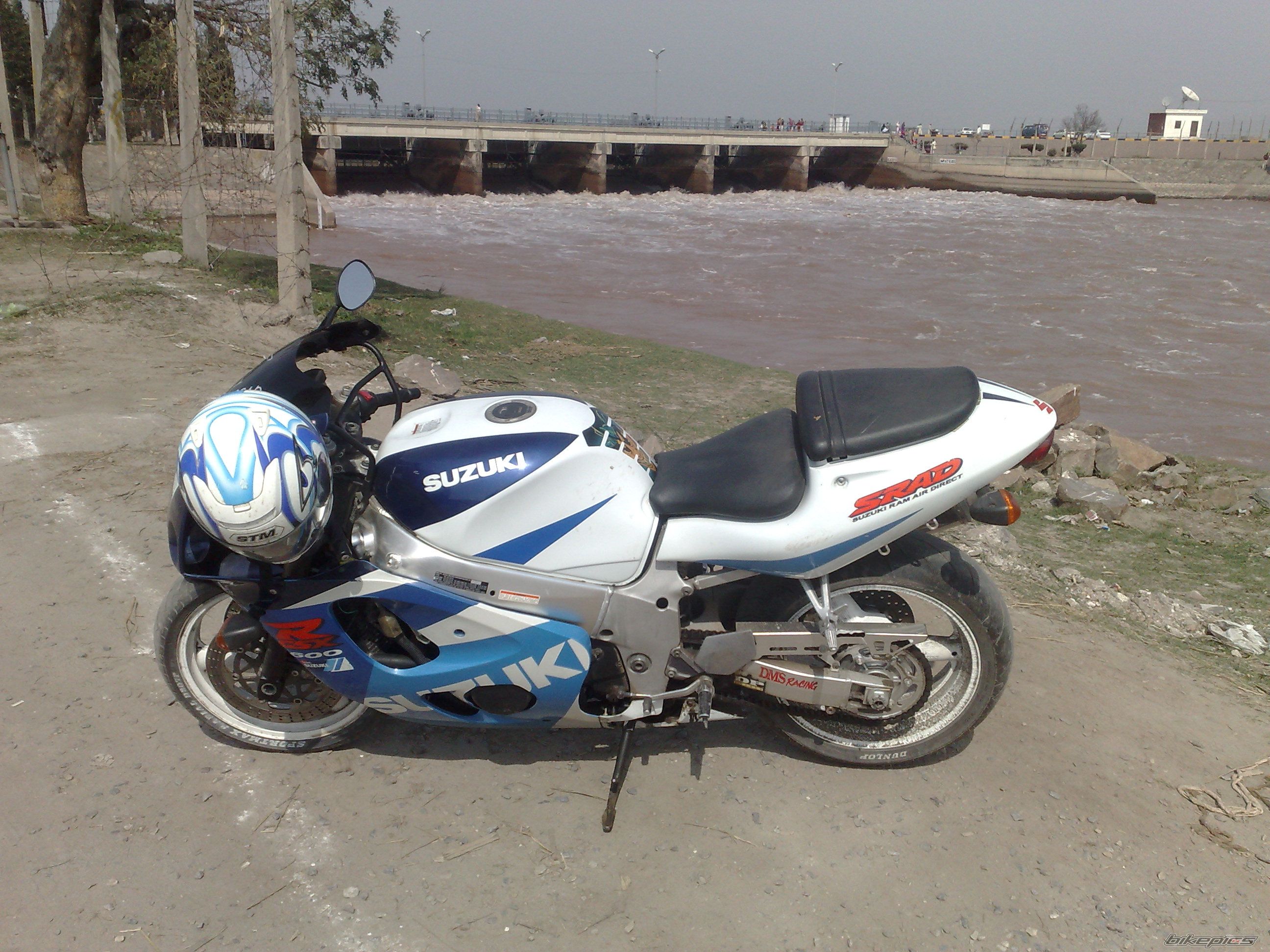 Photo 1914475