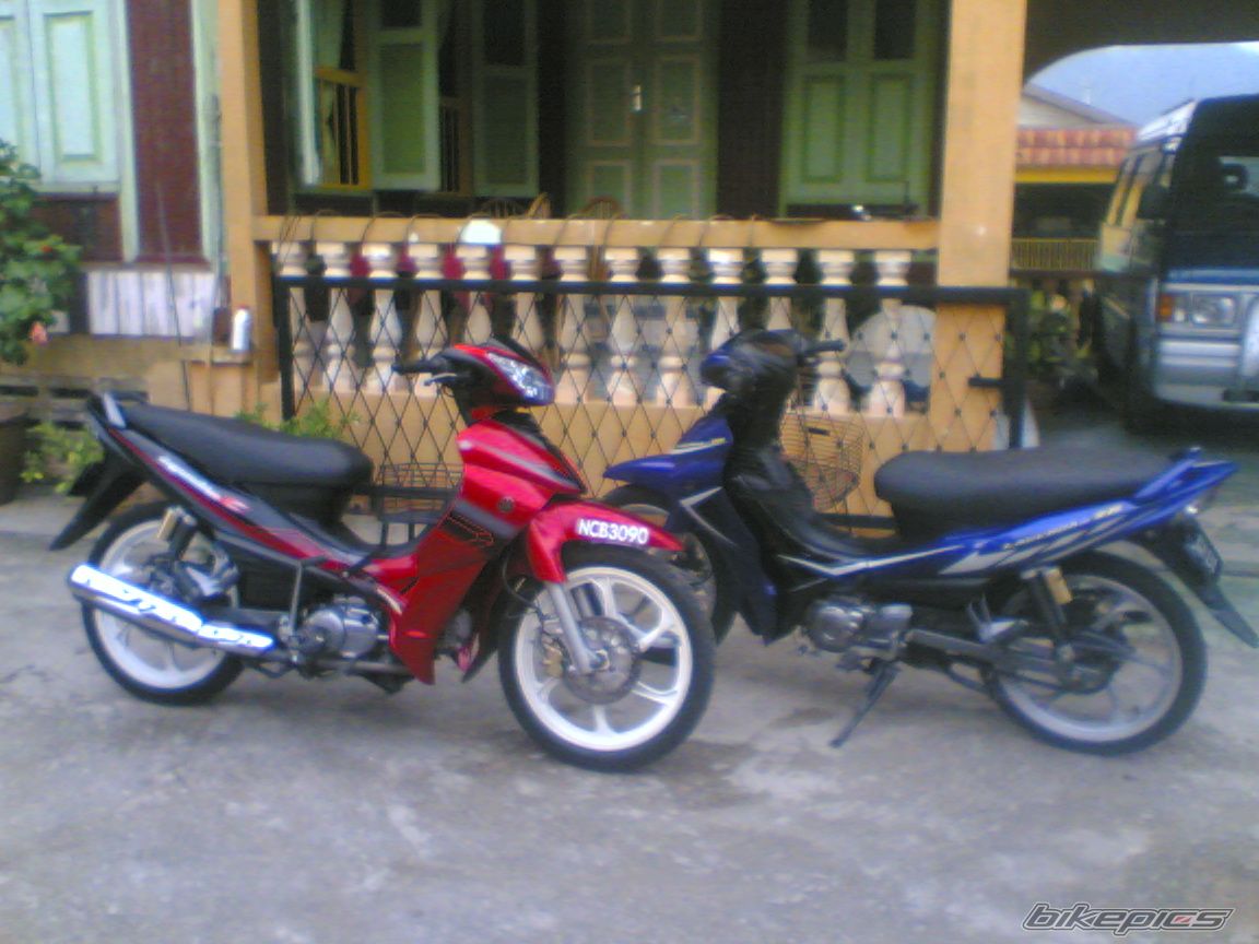 Photo 1915011