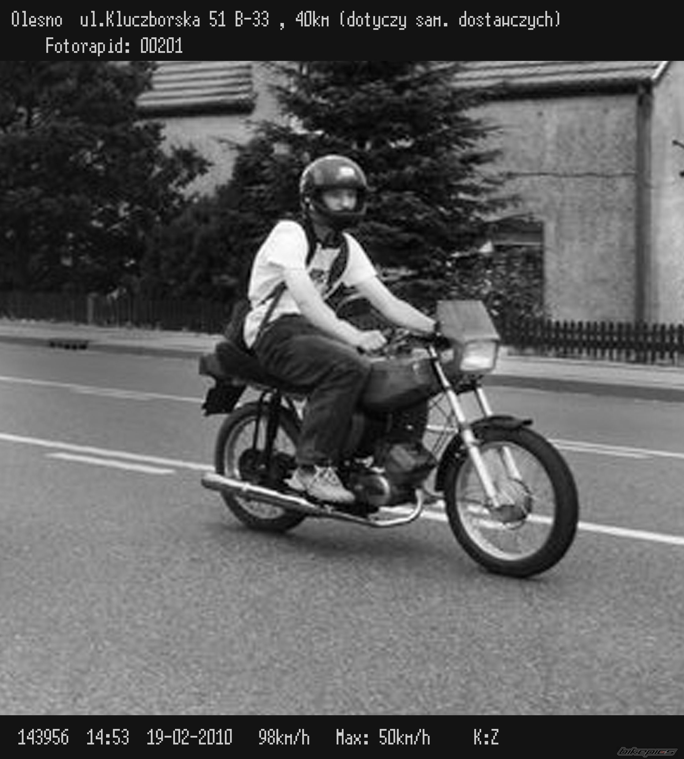 Photo 1915103