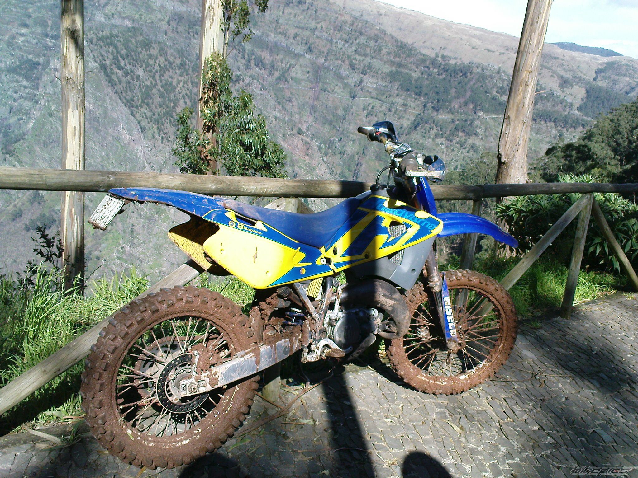 Photo 1915175