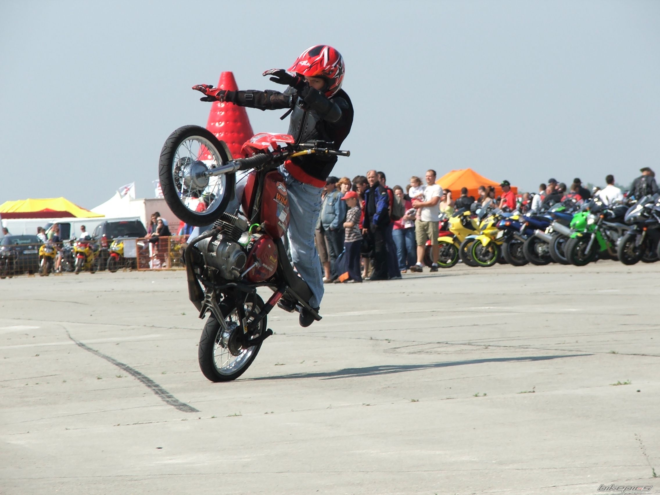 Bike Photo 1915320