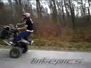 Photo 1915370