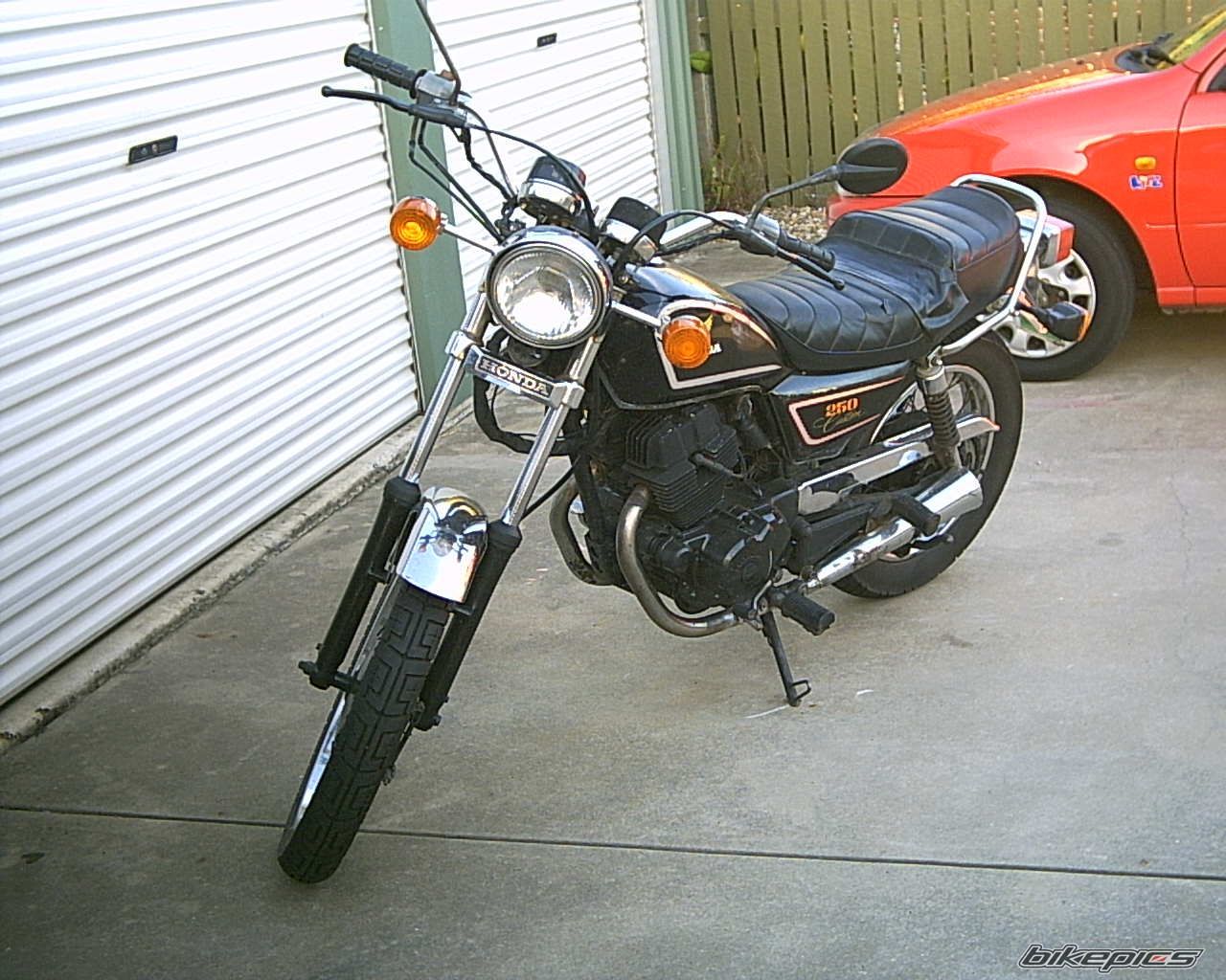 Bike Photo 1915393