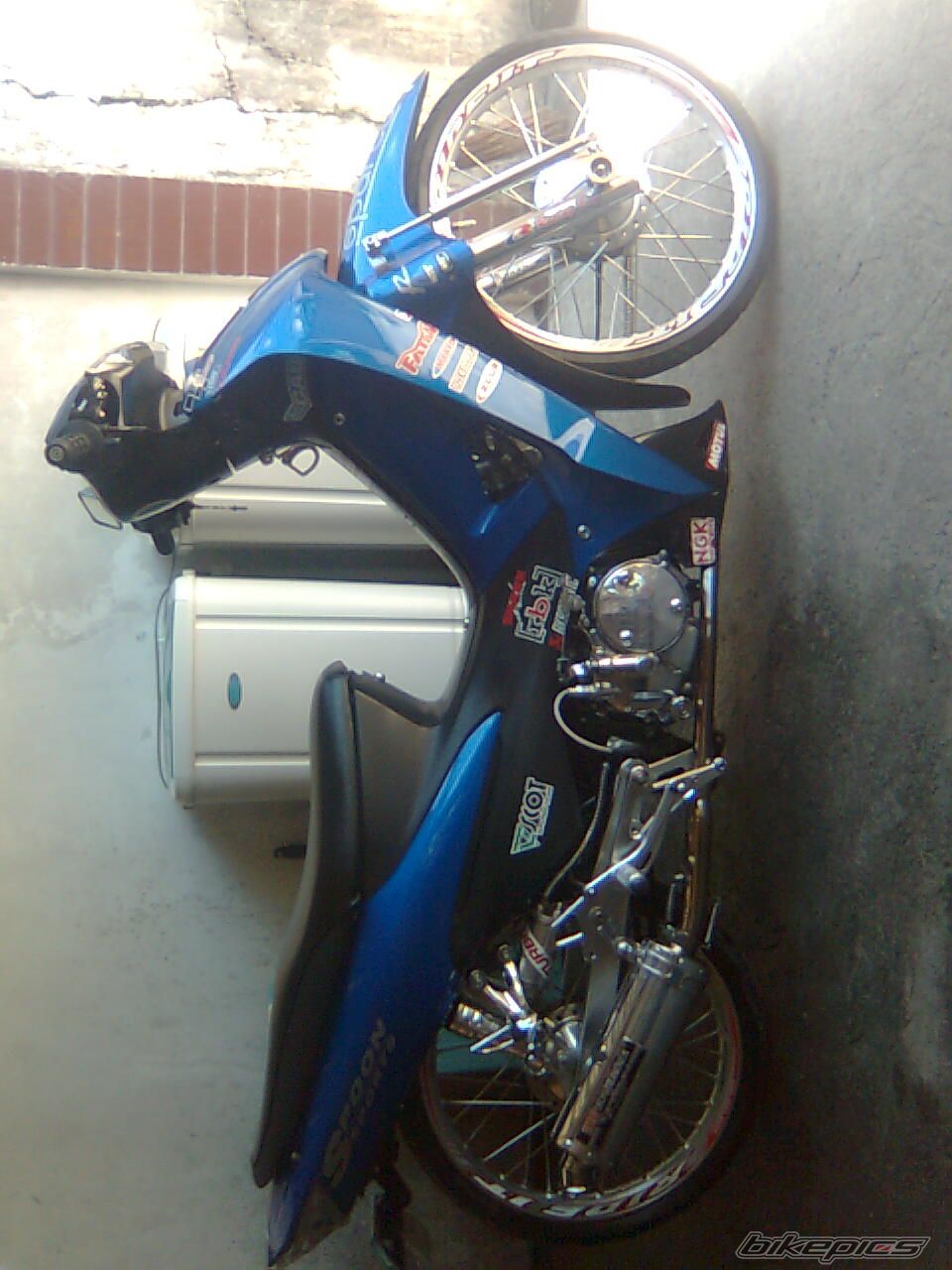 Photo 1915410