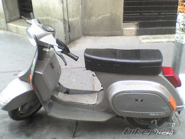 Photo 1915689