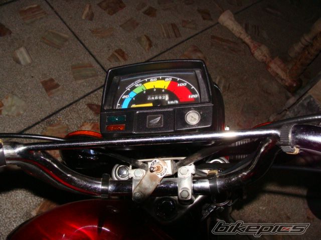 Photo 1915843