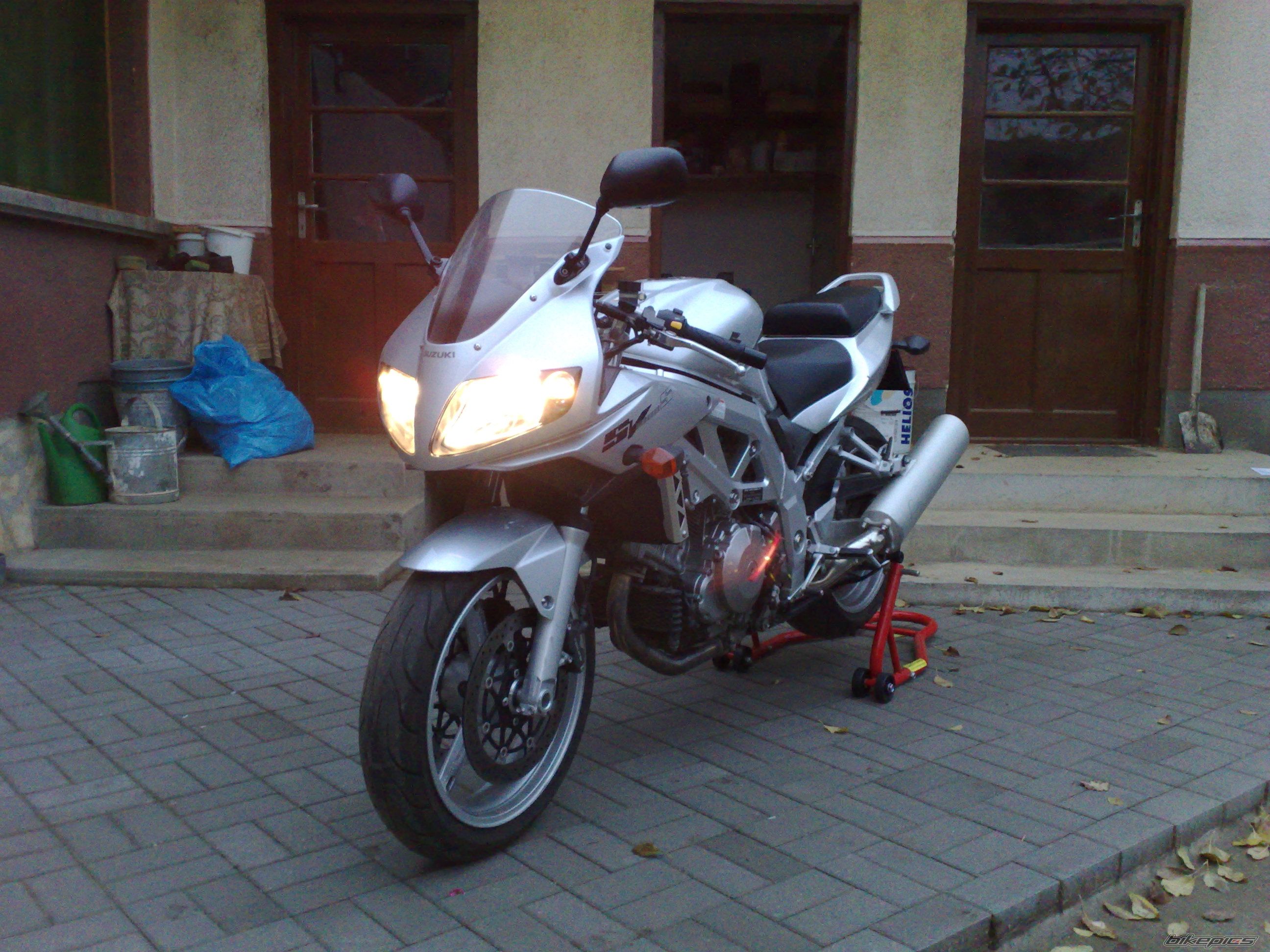 Photo 1915864