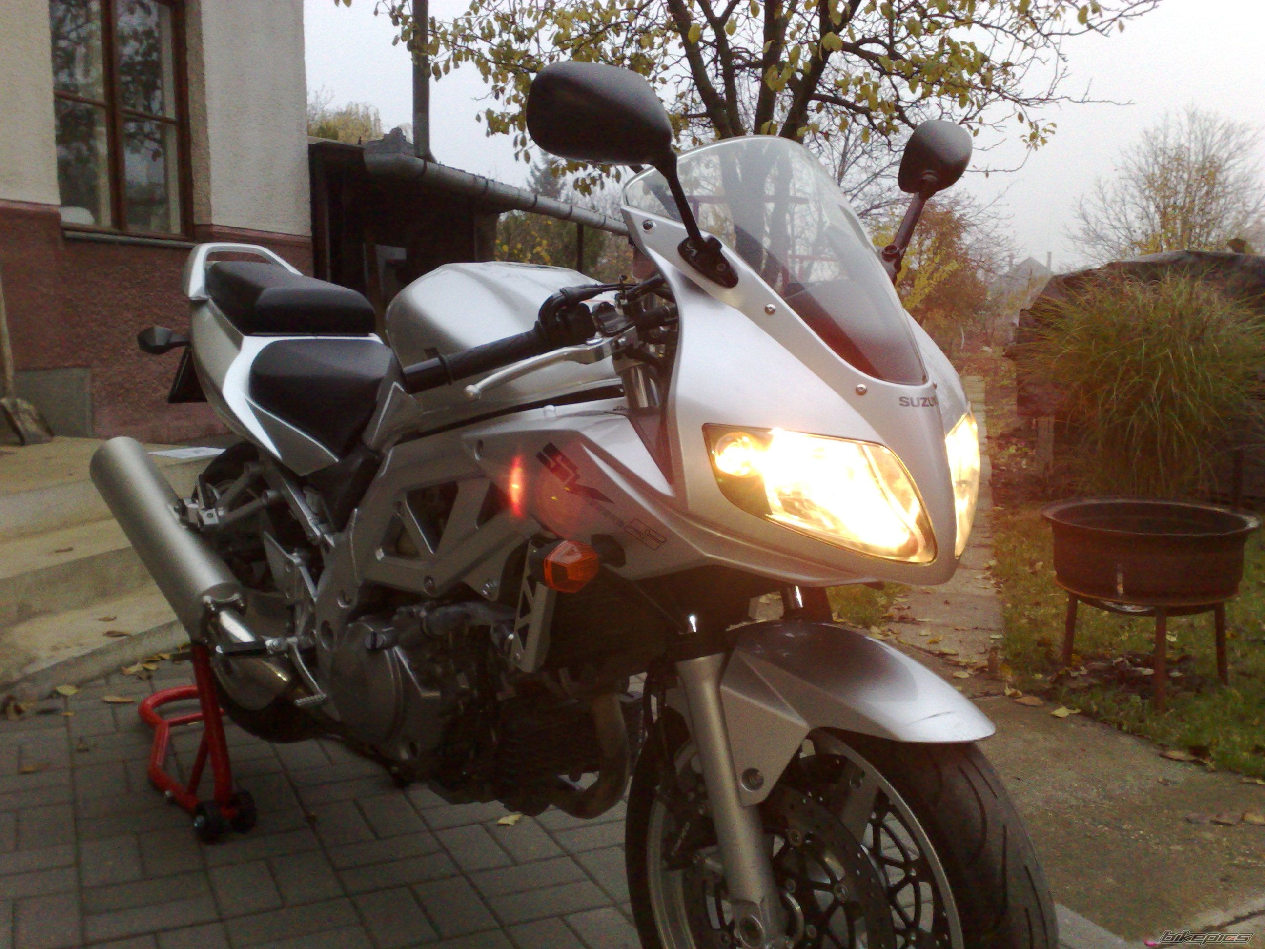 Photo 1915866