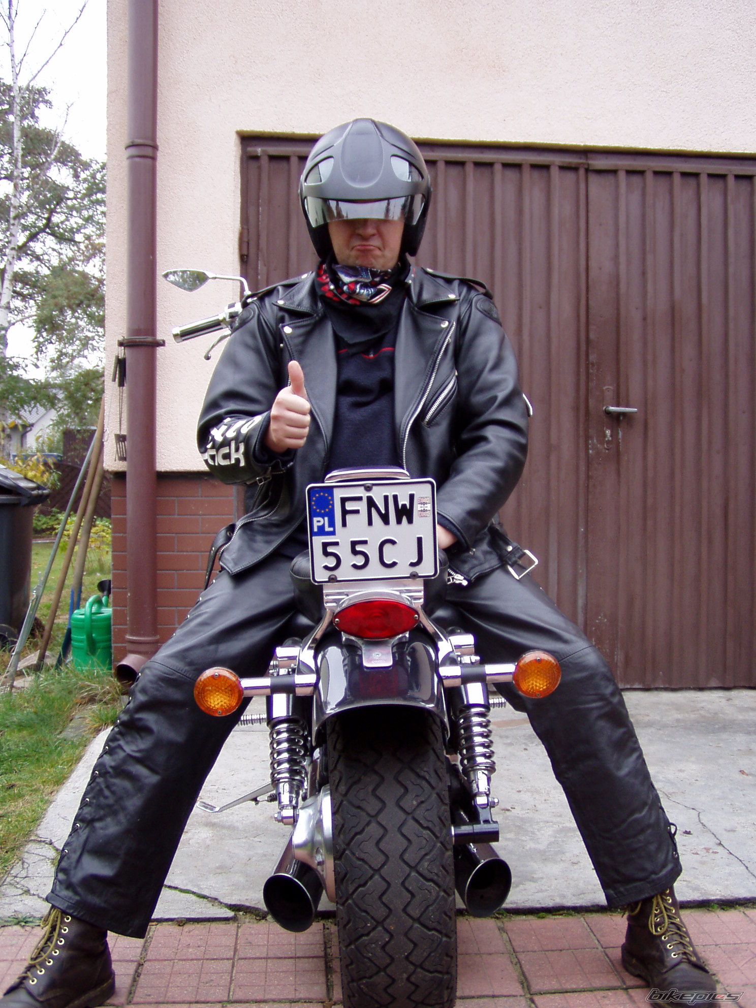 Bike Photo 1915892