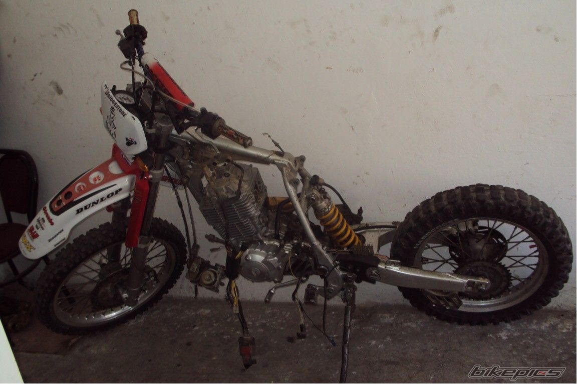 Photo 1915916