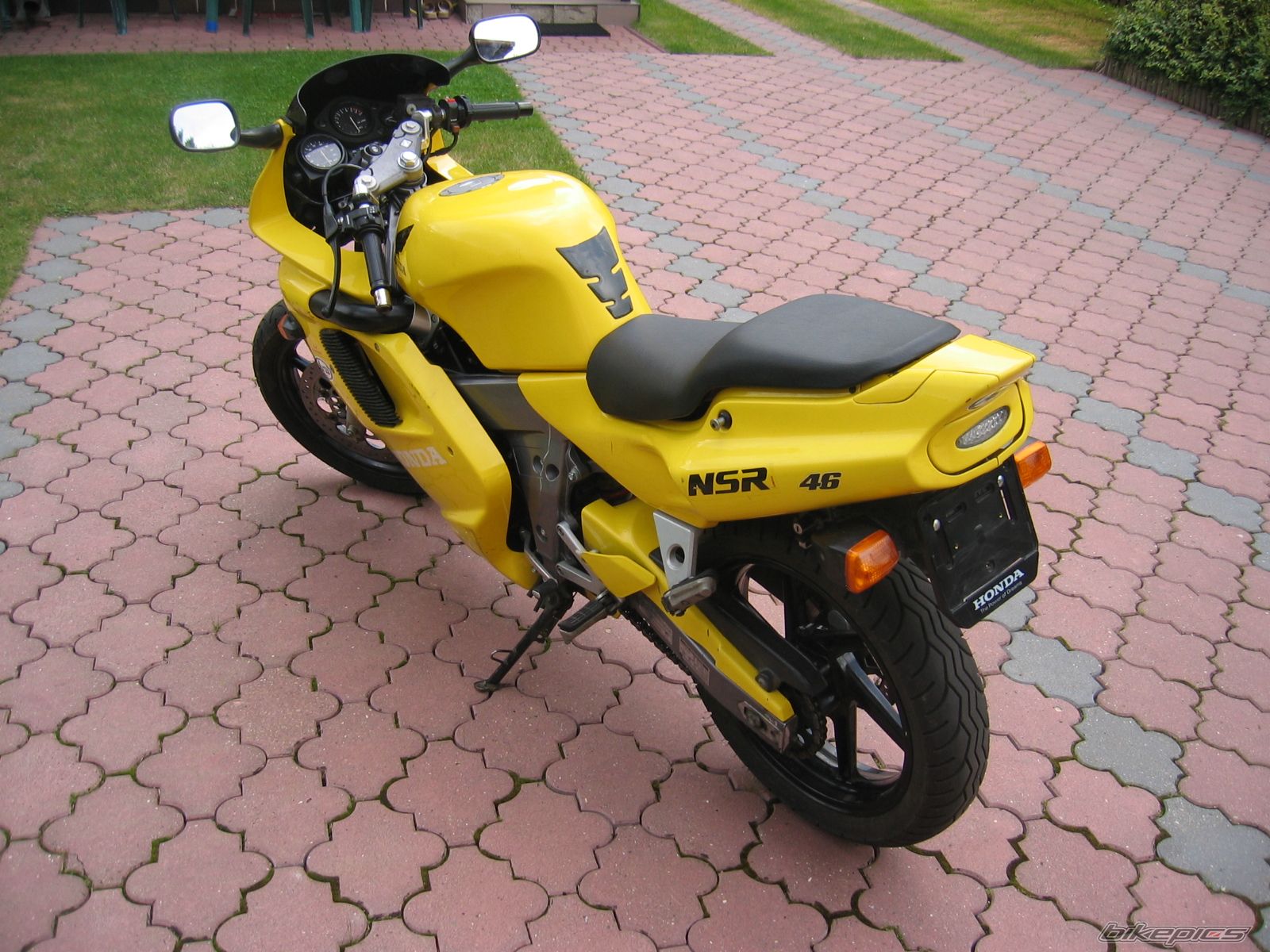 Bike Photo 1916159