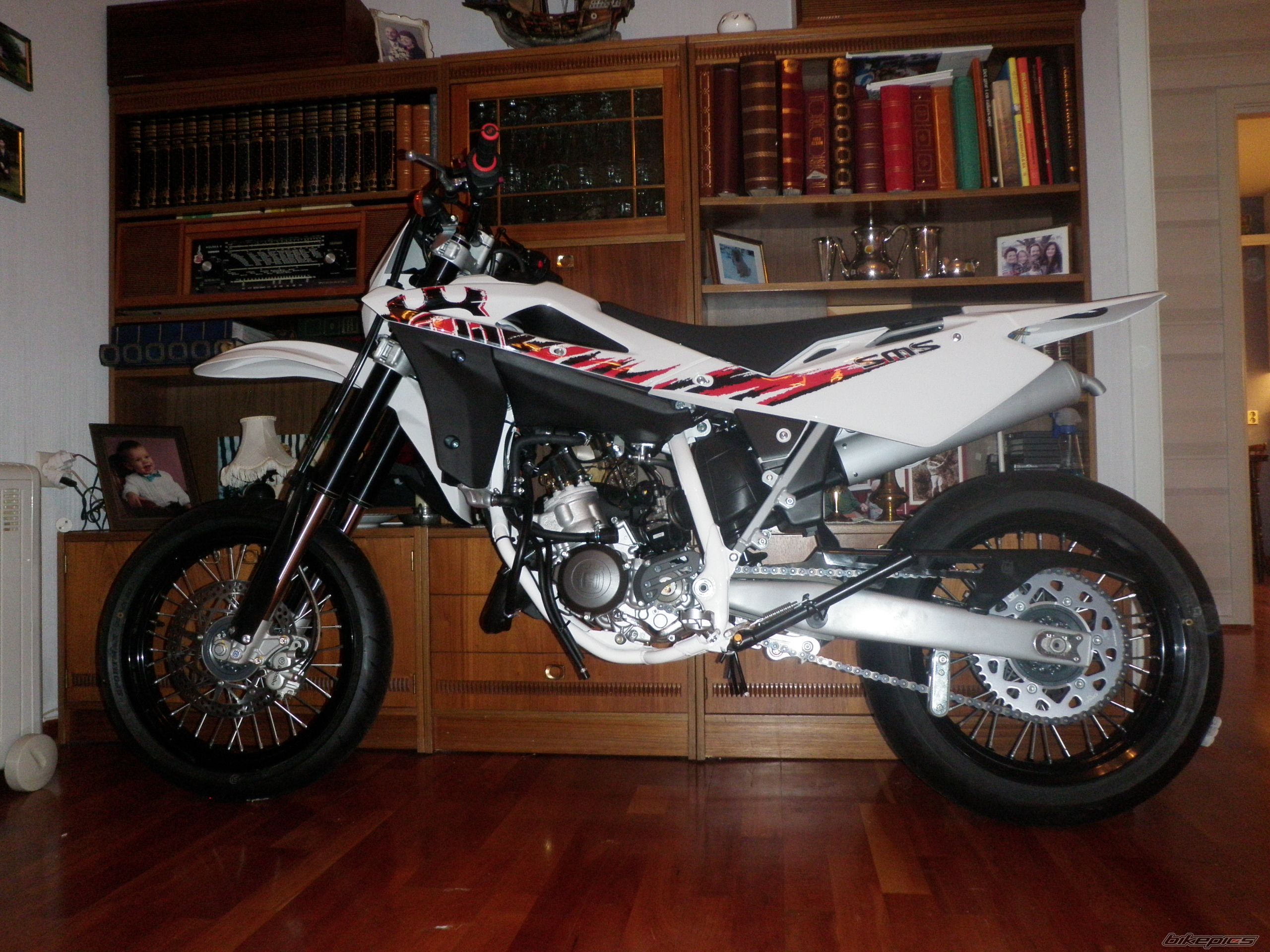 Photo 1916320