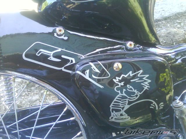 Bike Photo 1917073