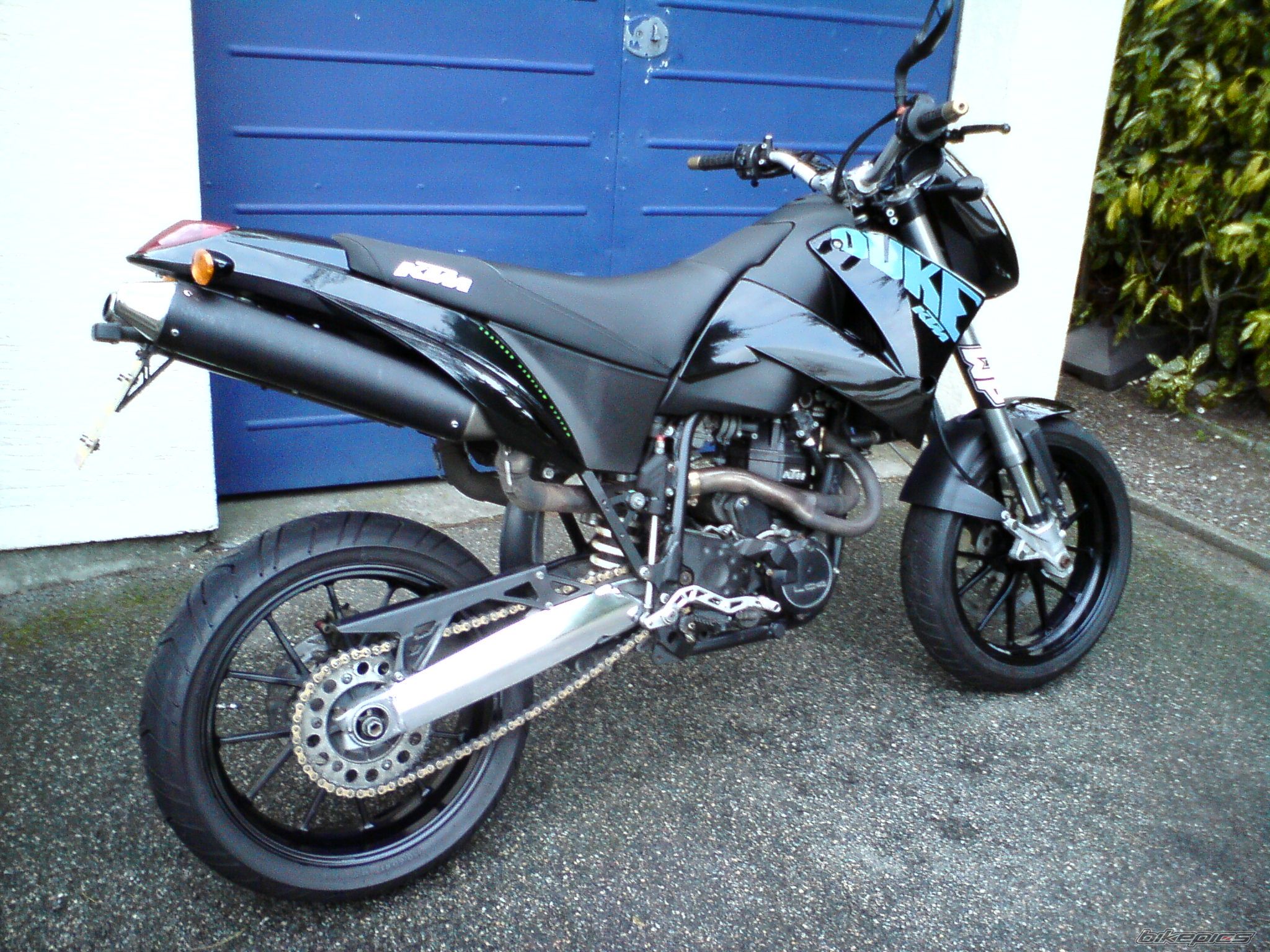 Bike Photo 1917379