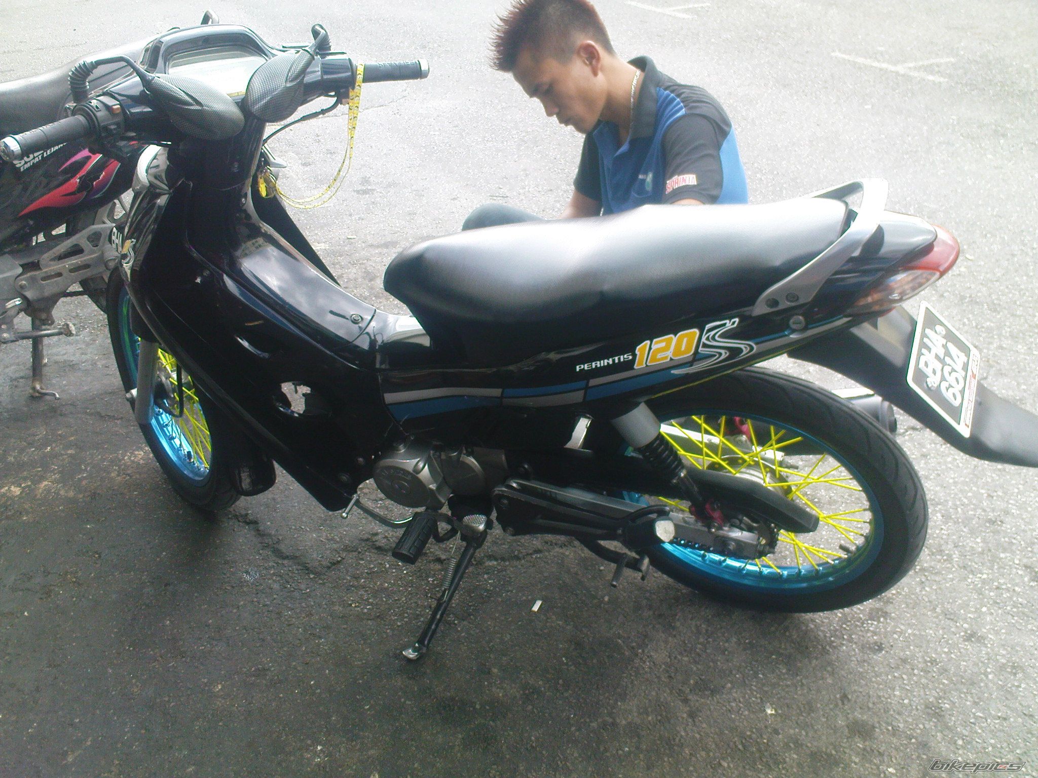 Bike Photo 1917771