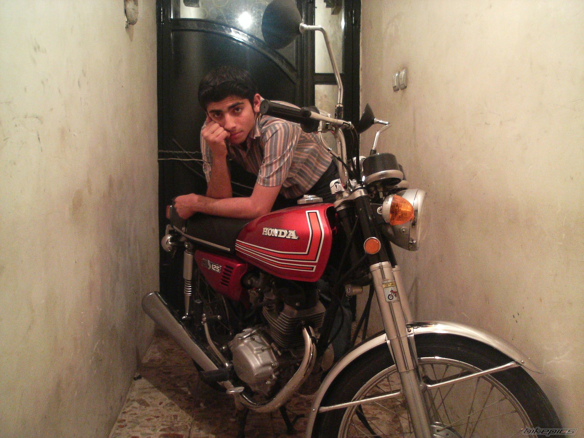 Bike Photo 1918015