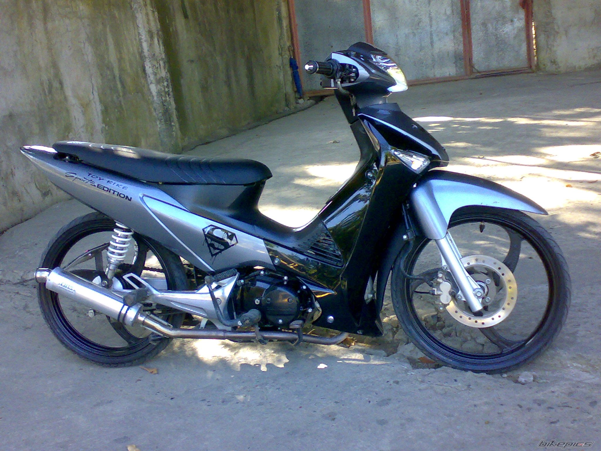 Bike Photo 1918036