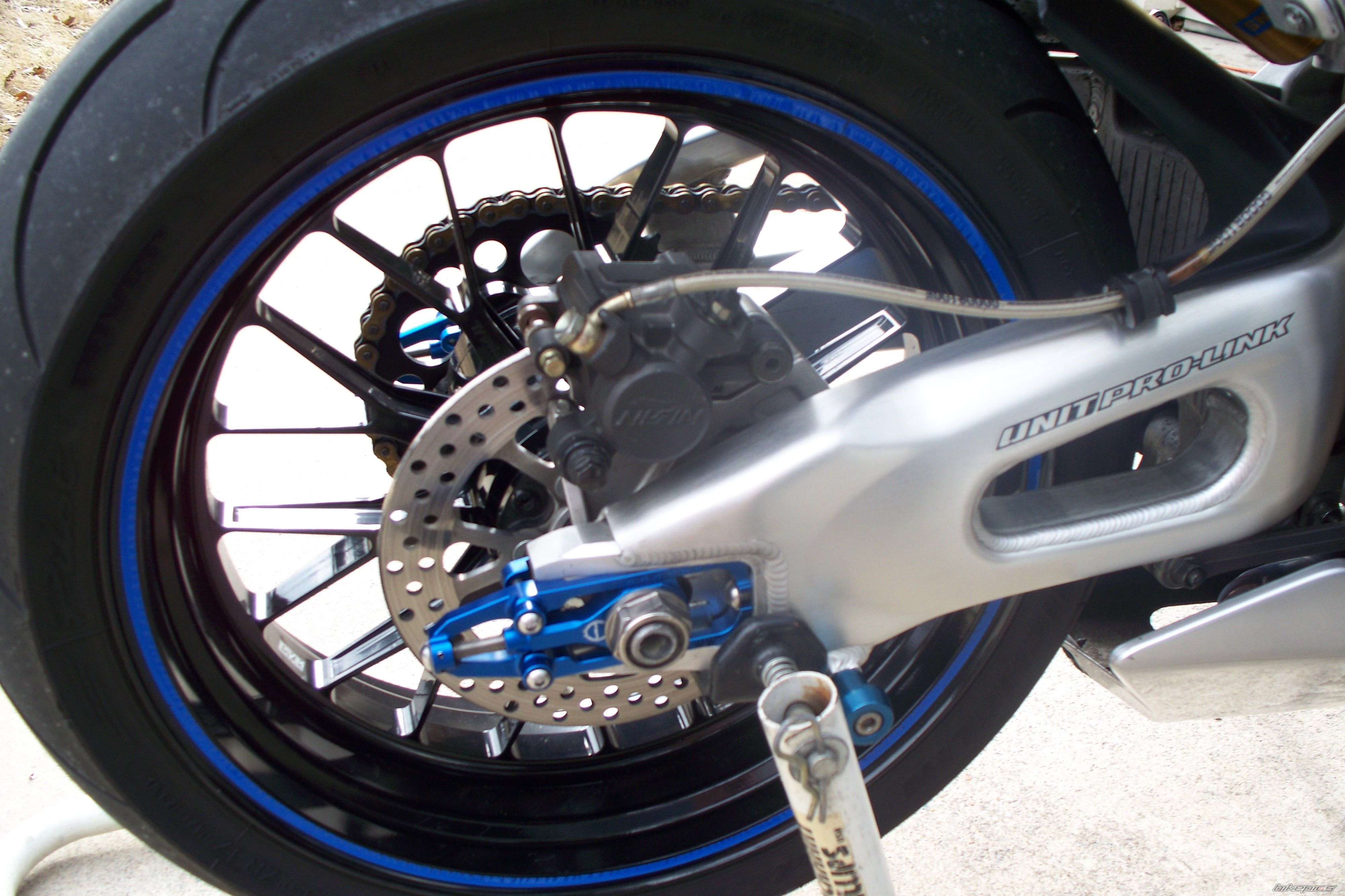 Bike Photo 1920060