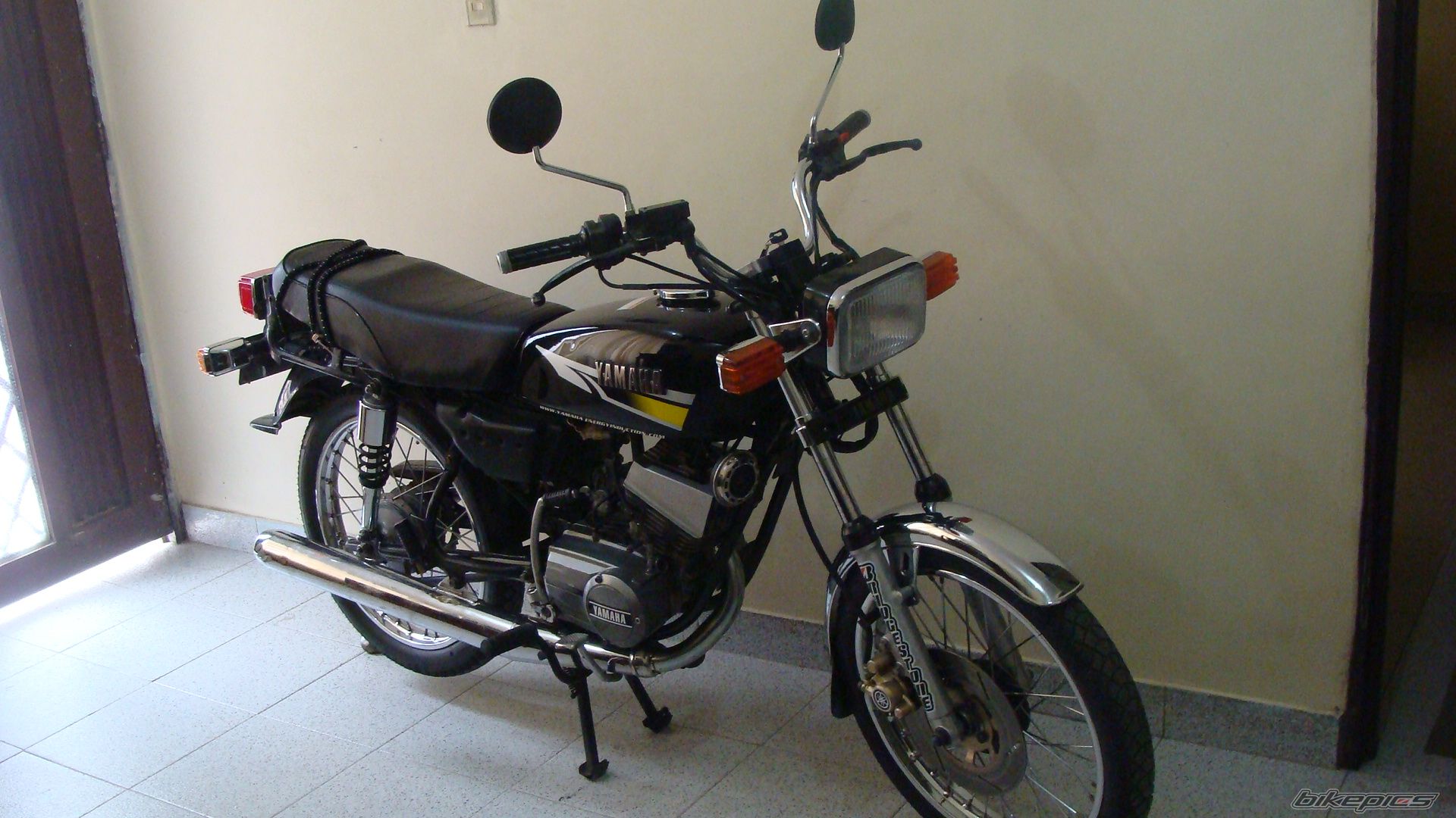 Bike Photo 1920107