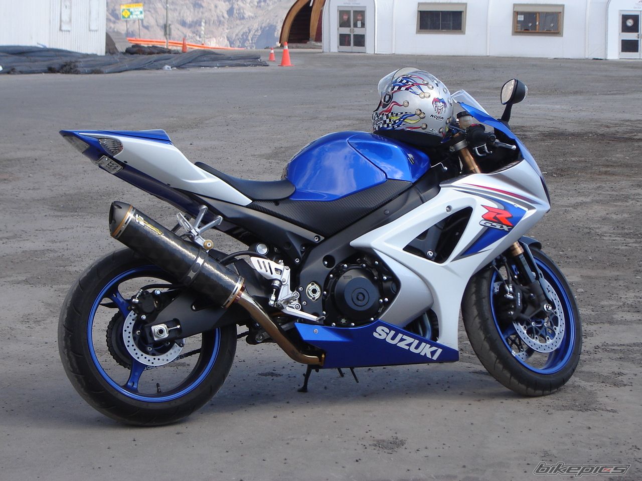 Bike Photo 1920131