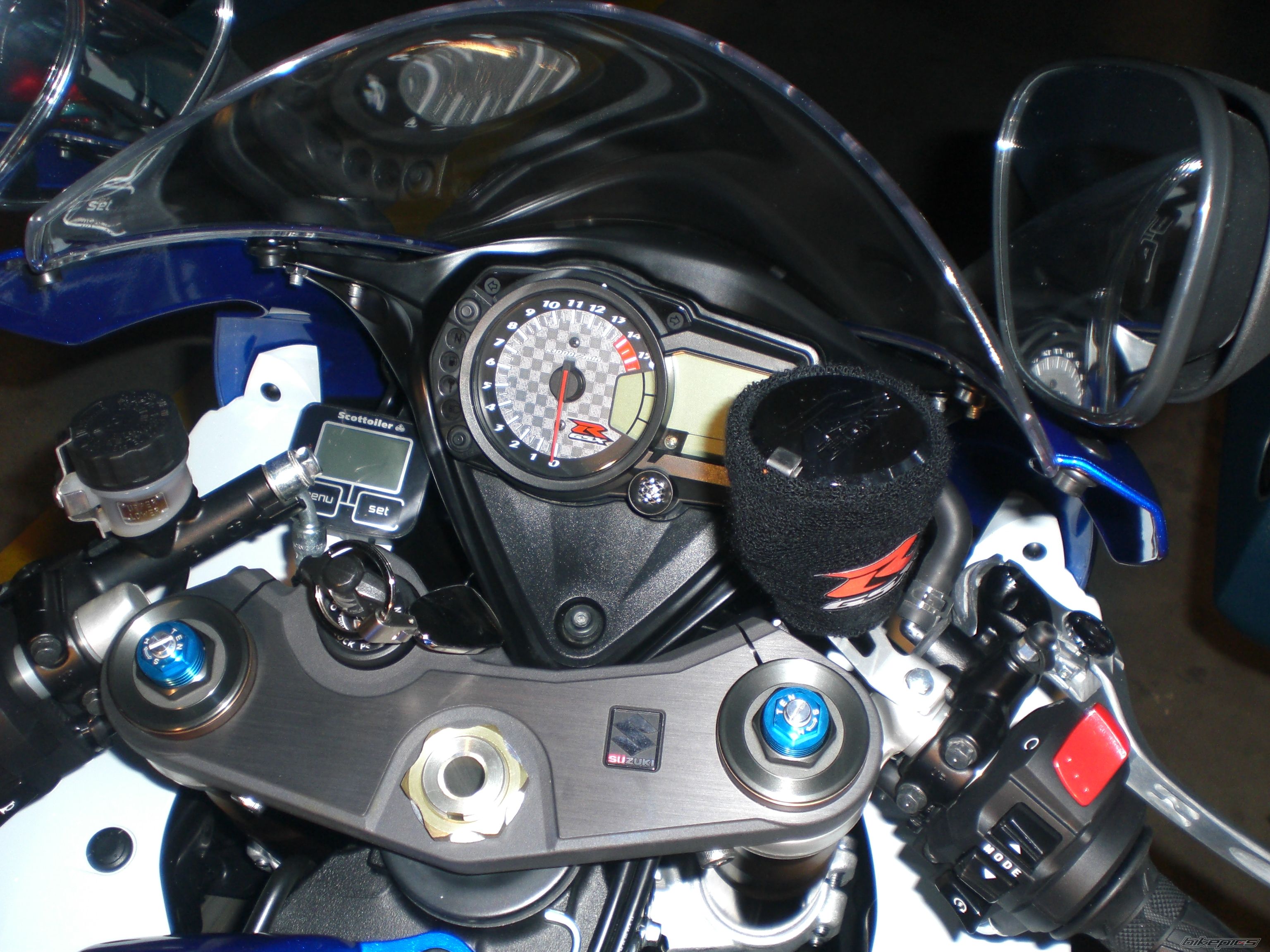 Bike Photo 1920352