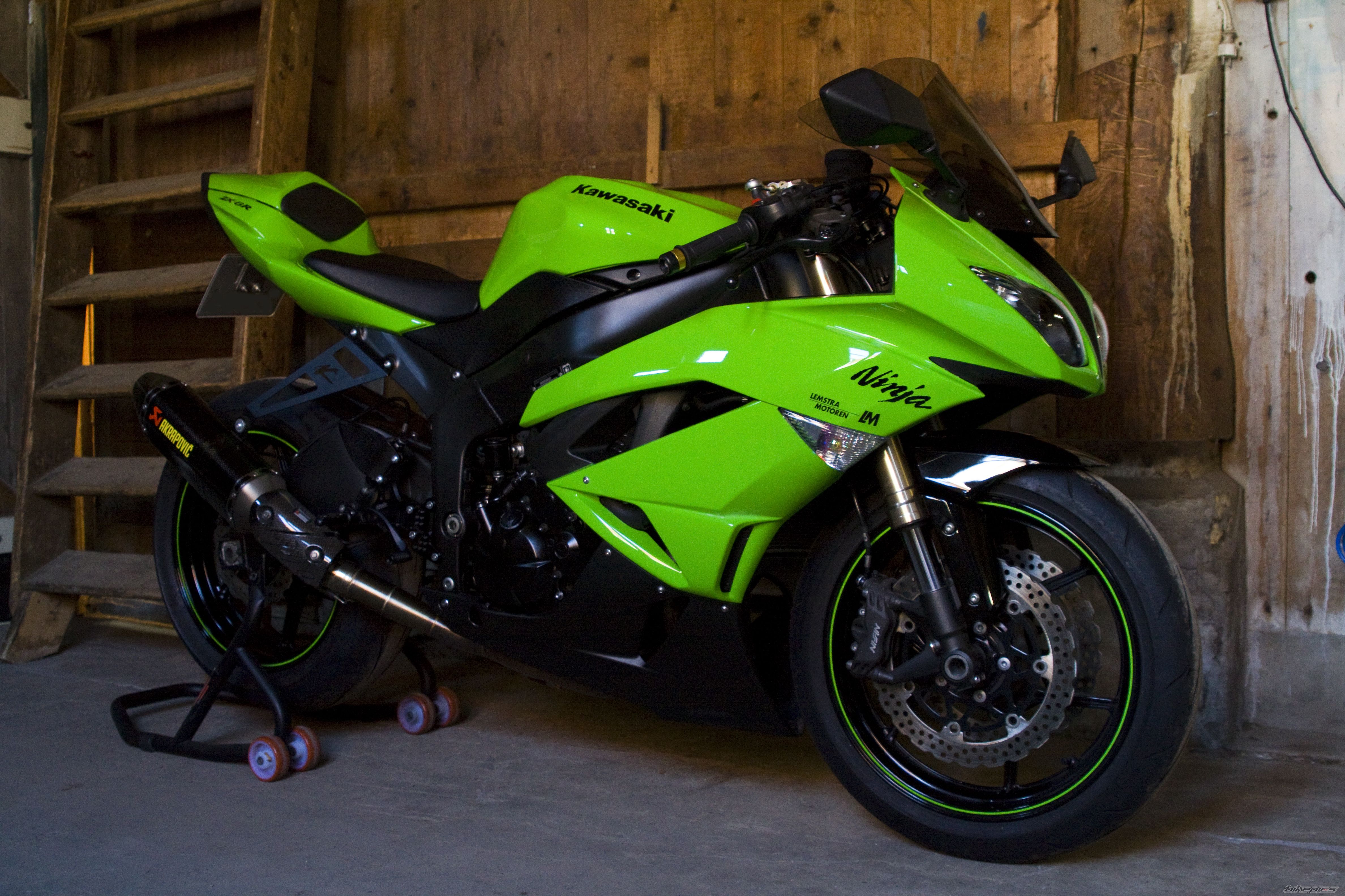 Bike Photo 1920459