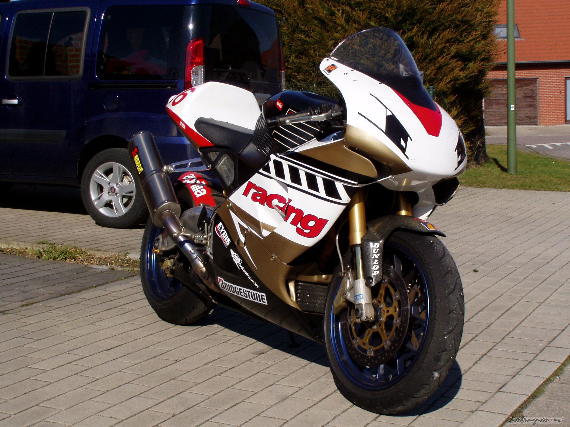Bike Photo 1920704