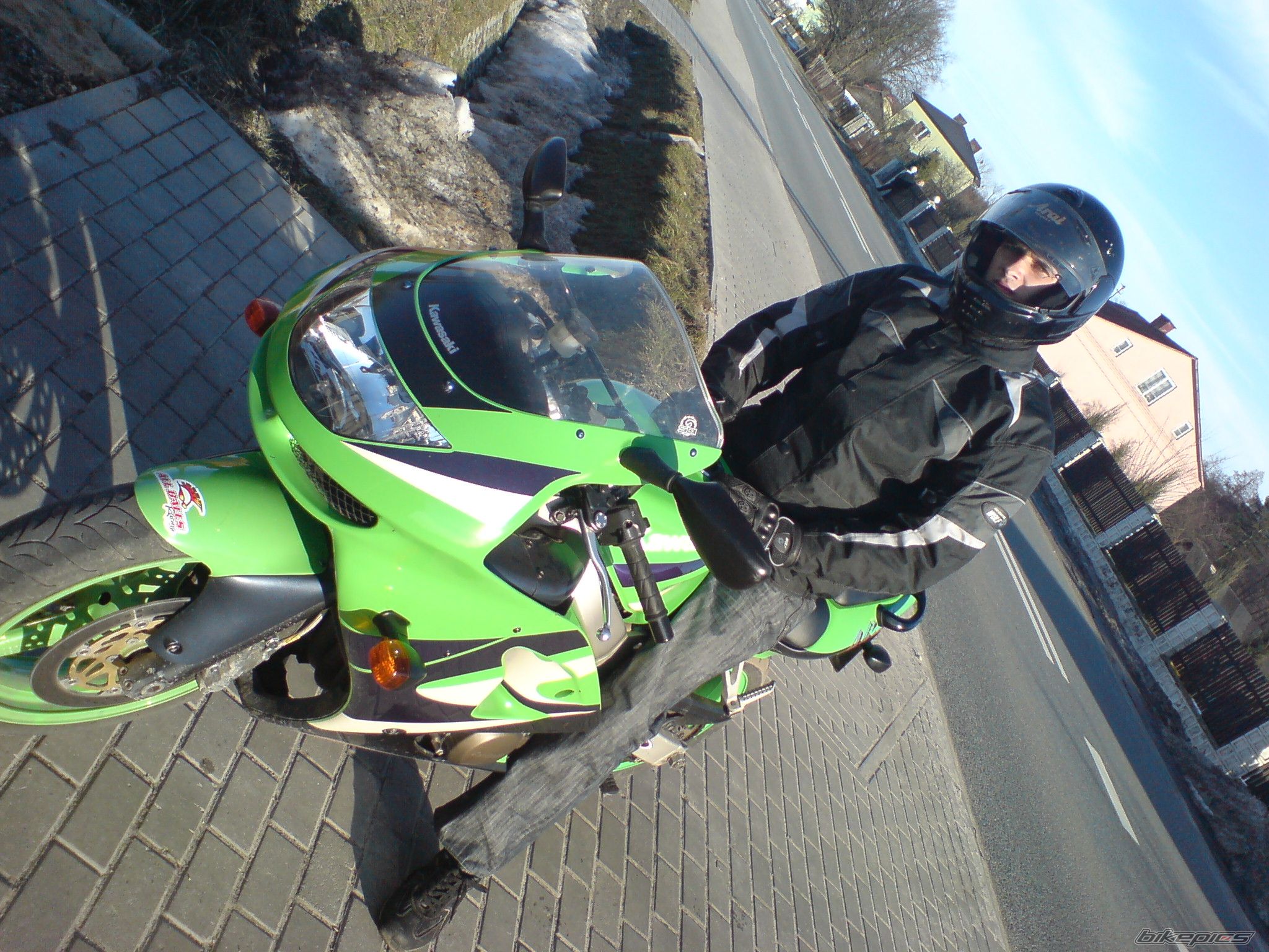Bike Photo 1920817