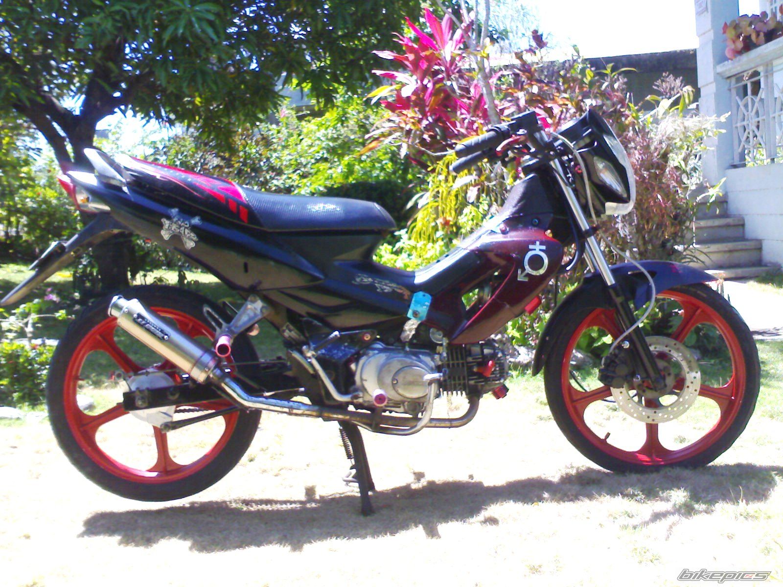 Bike Photo 1921405