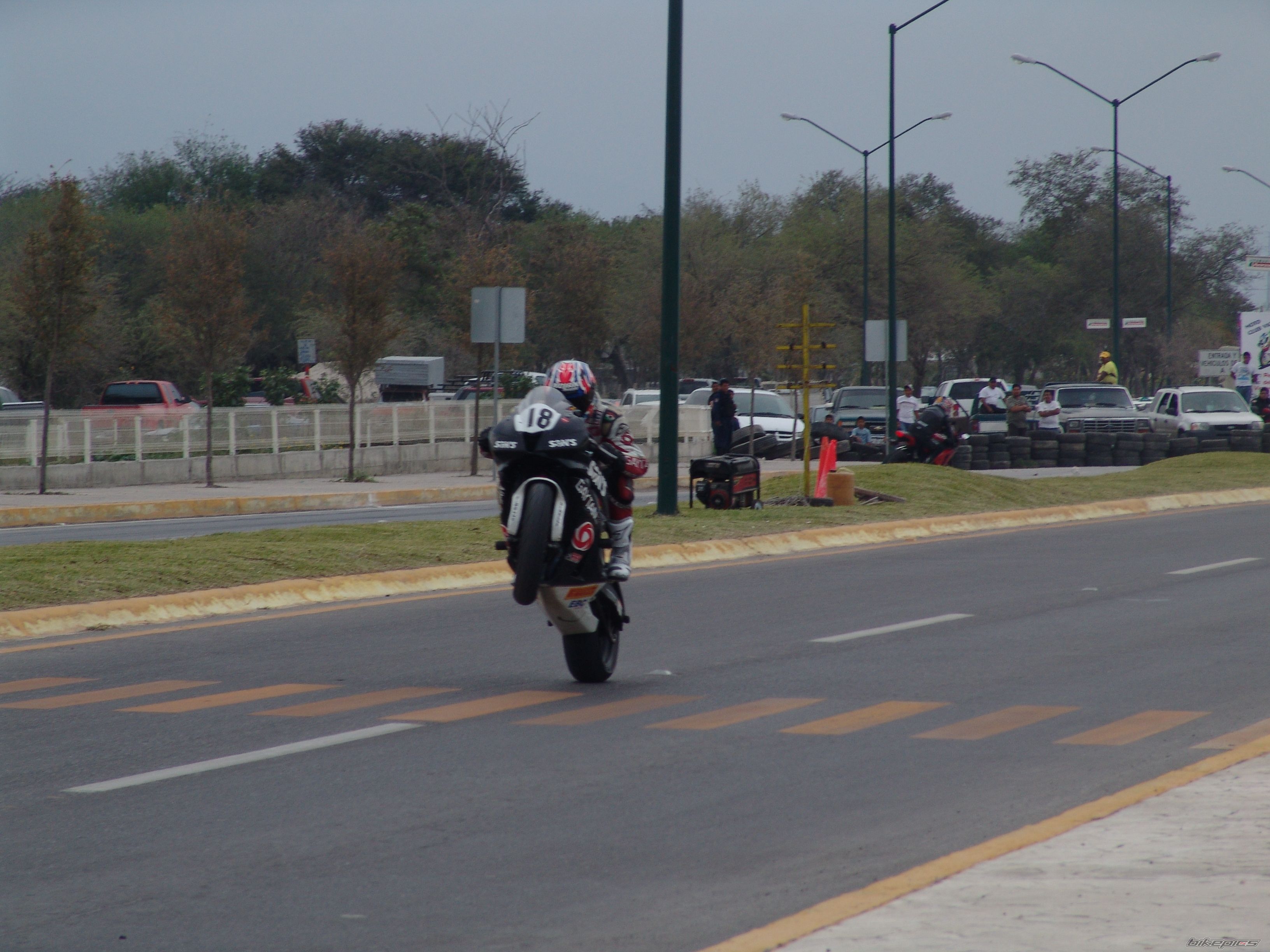 Bike Photo 1921642