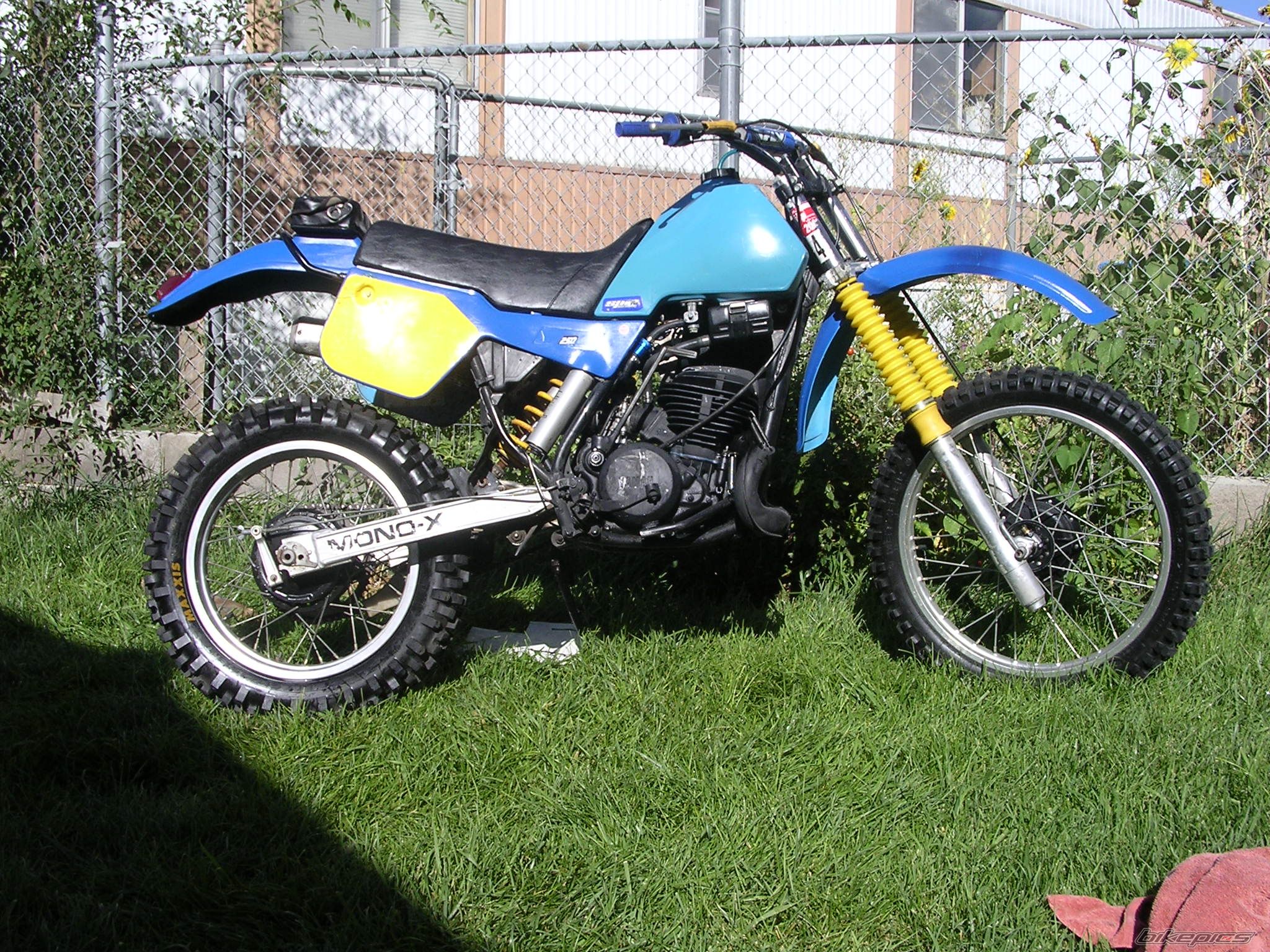 Bike Photo 1922009