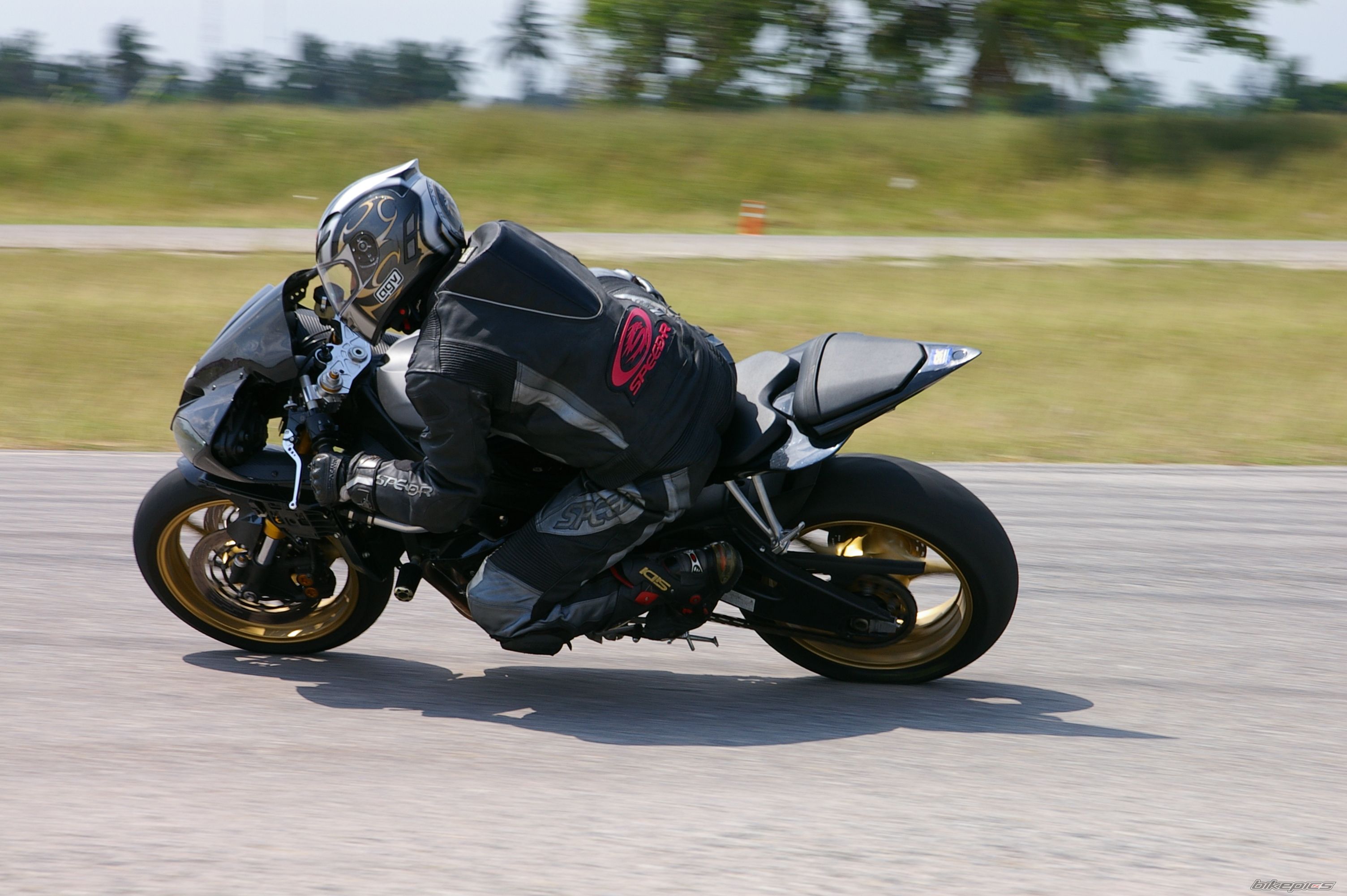 Bike Photo 1922043