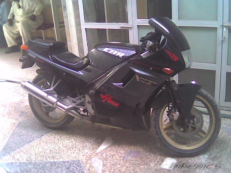 cbr 250 Aero