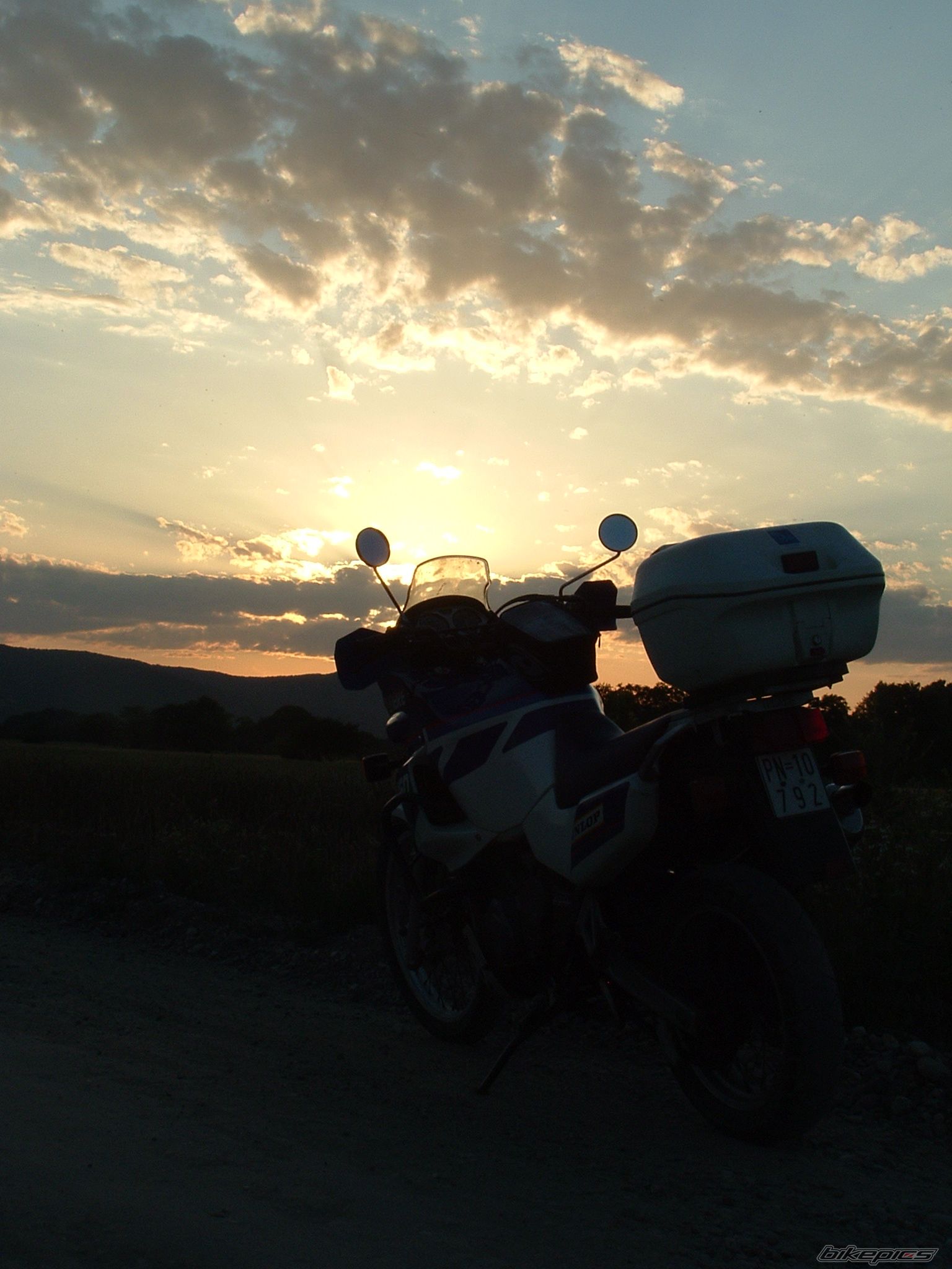 Photo 1922736